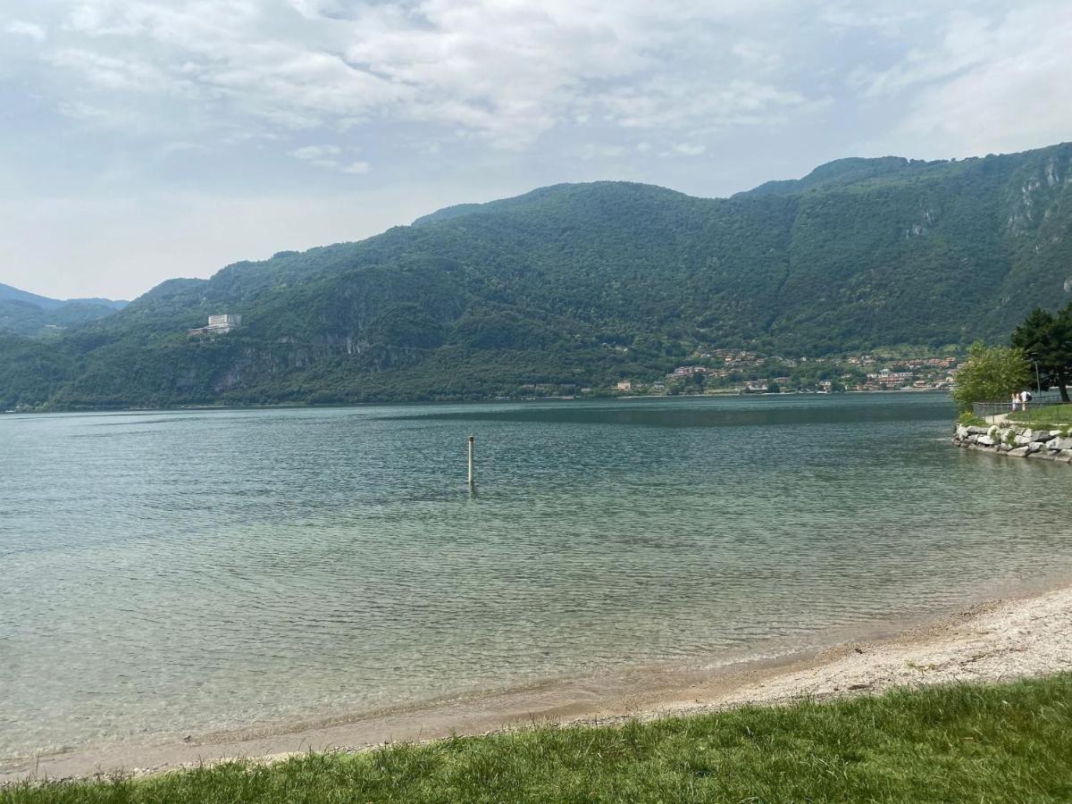 Villa The Swan - Composed By 2 Apartments Mandello del Lario Esterno foto