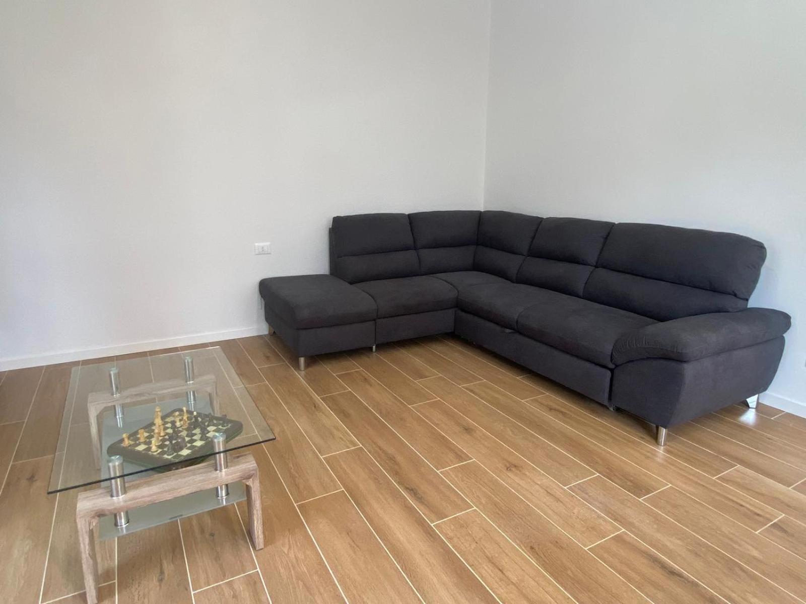 Villa The Swan - Composed By 2 Apartments Mandello del Lario Esterno foto
