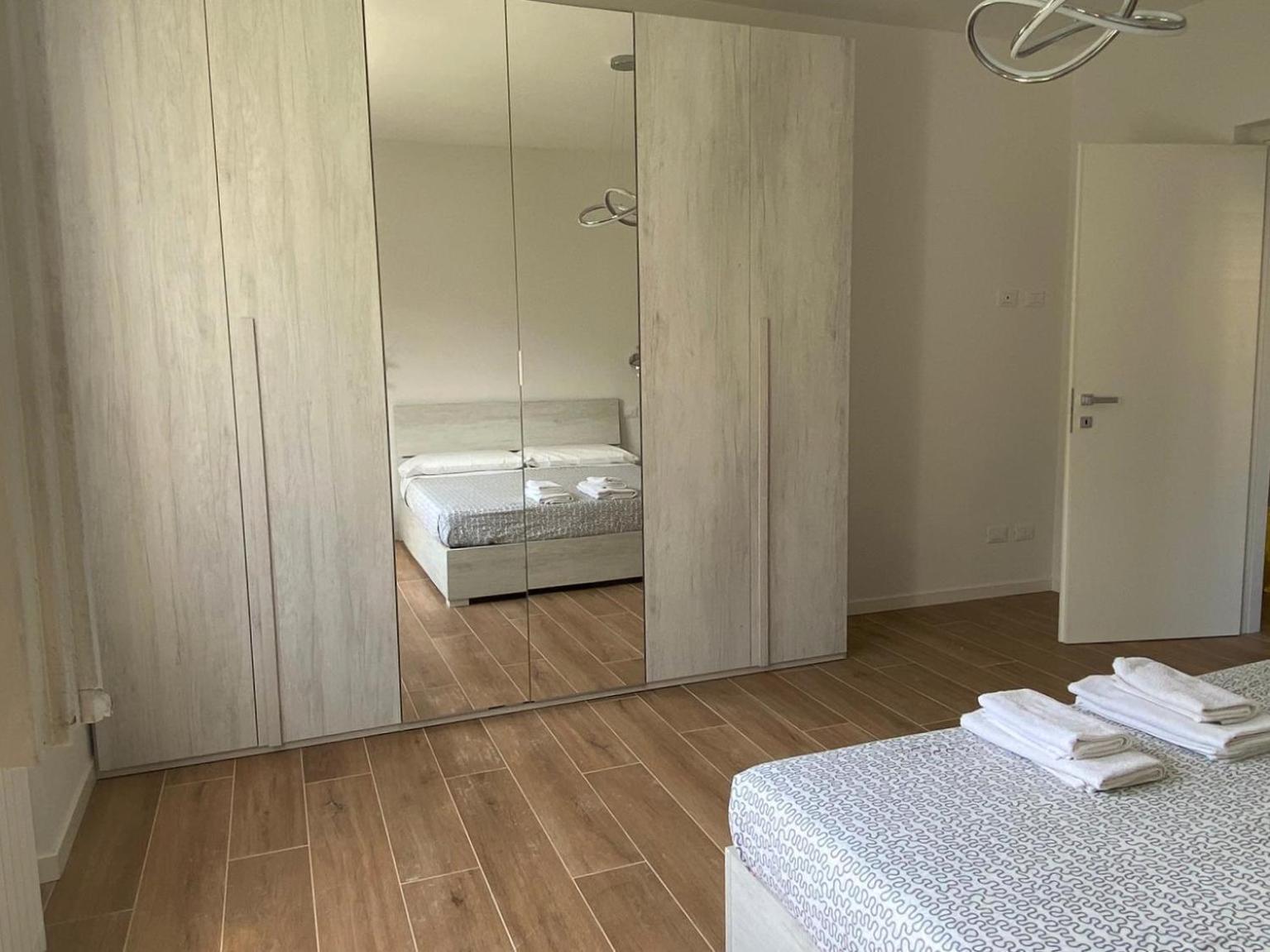 Villa The Swan - Composed By 2 Apartments Mandello del Lario Esterno foto