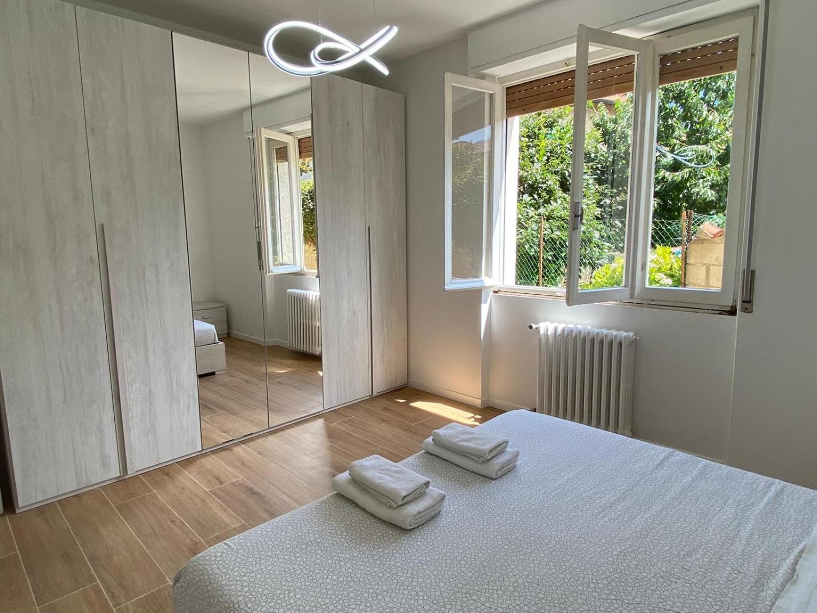 Villa The Swan - Composed By 2 Apartments Mandello del Lario Esterno foto