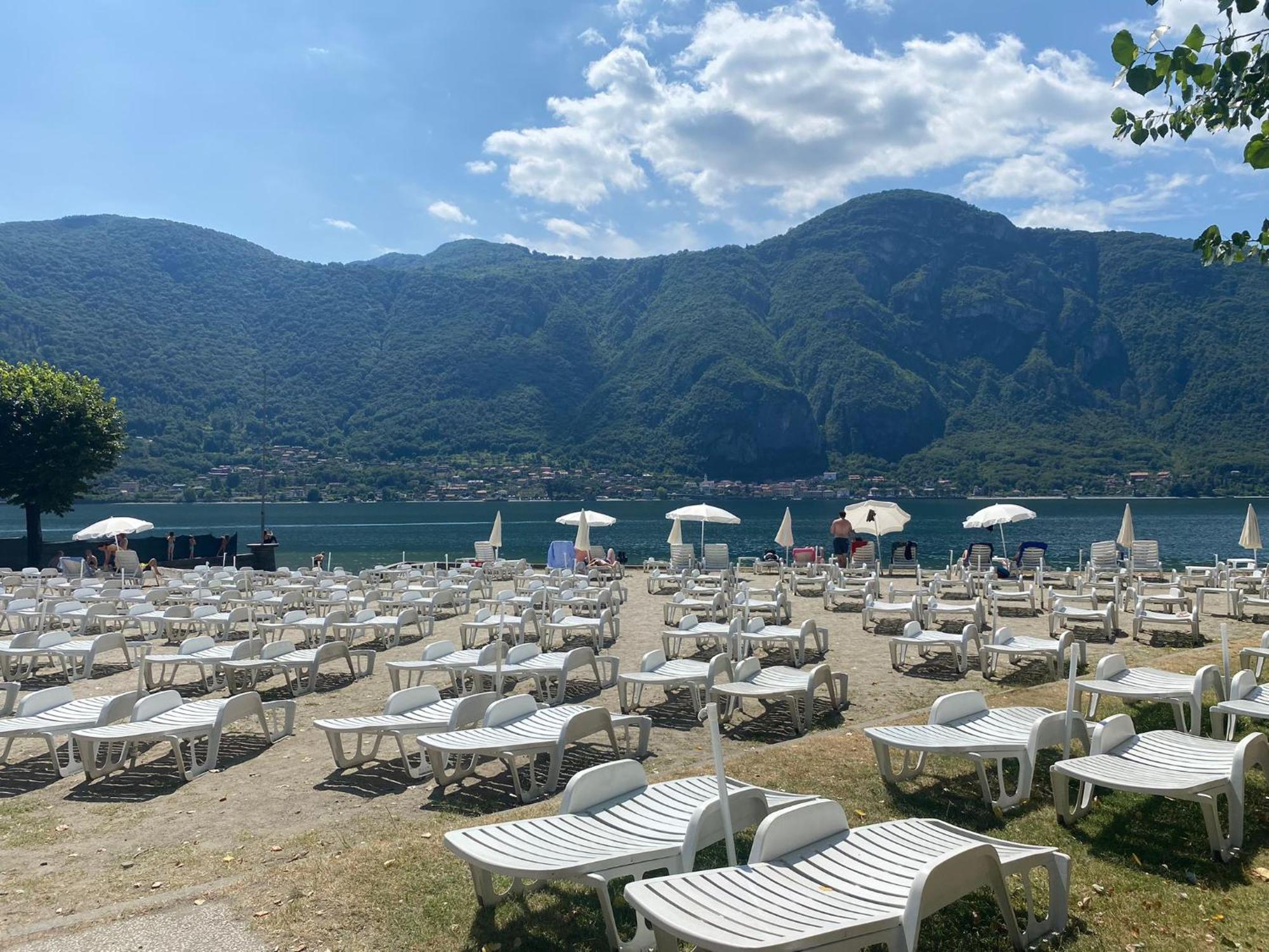 Villa The Swan - Composed By 2 Apartments Mandello del Lario Esterno foto